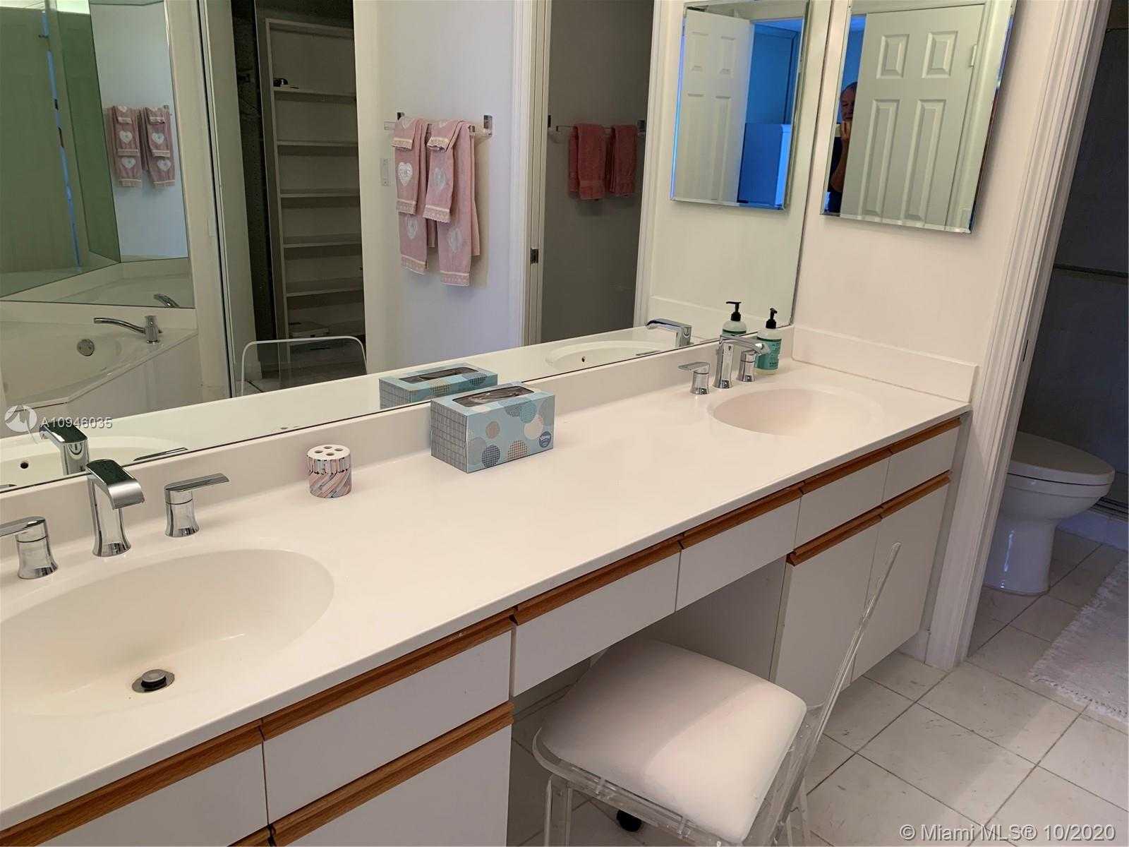 Small Image of 3530 MYSTIC POINTE DR #601, Aventura Number 15
