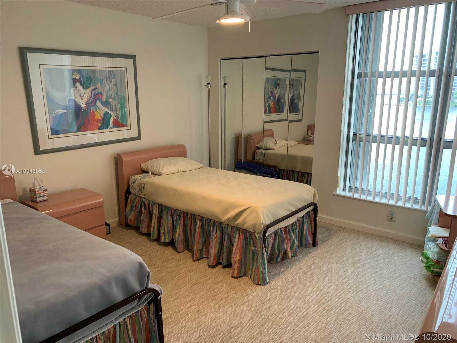 Small Image of 3530 MYSTIC POINTE DR #601, Aventura Number 21