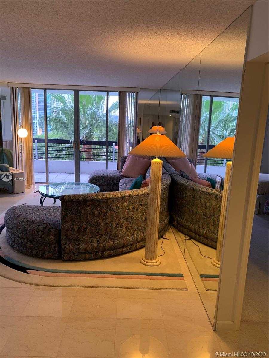 Small Image of 3530 MYSTIC POINTE DR #601, Aventura Number 4
