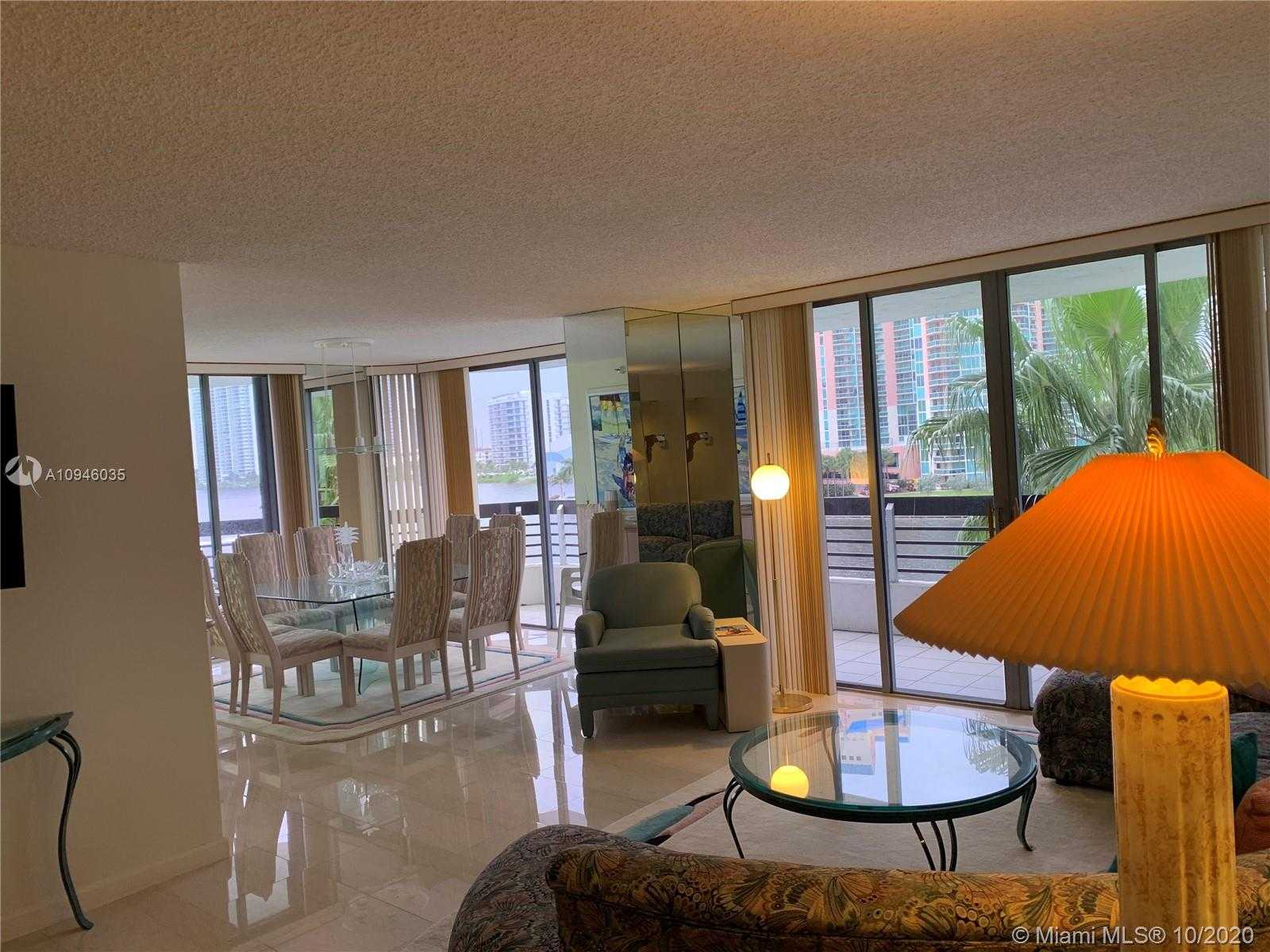 Small Image of 3530 MYSTIC POINTE DR #601, Aventura Number 5