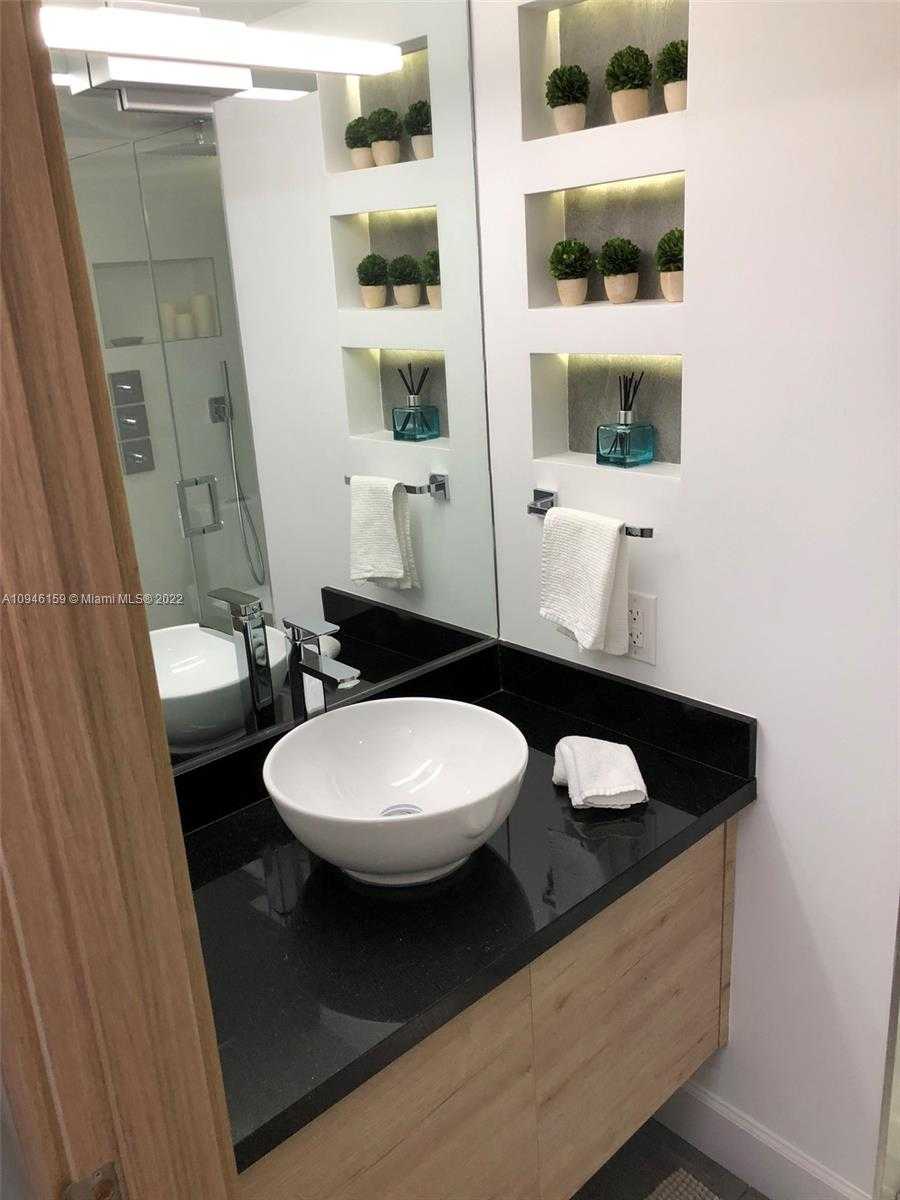 Small Image of 19801 EAST COUNTRY CLUB DR #4306, Aventura Number 10