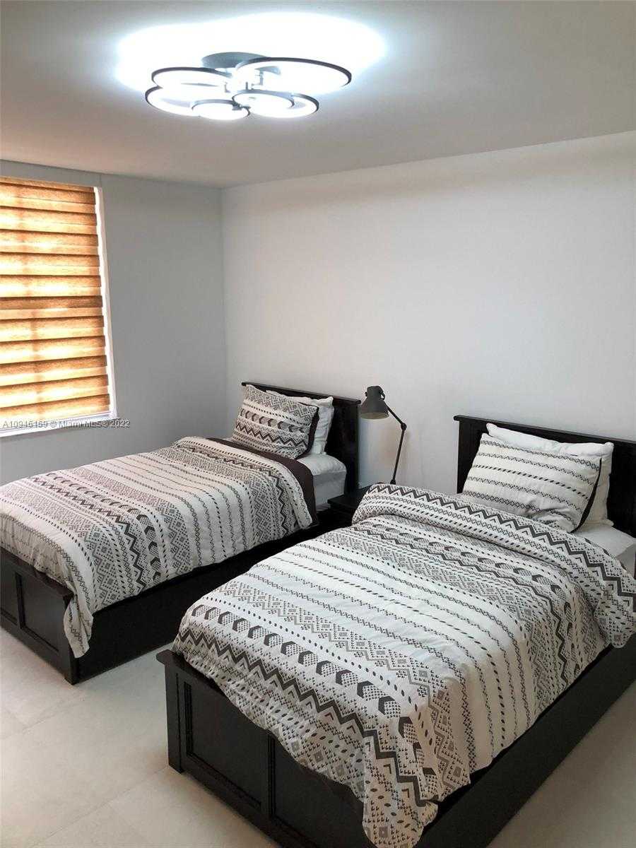 Small Image of 19801 EAST COUNTRY CLUB DR #4306, Aventura Number 16