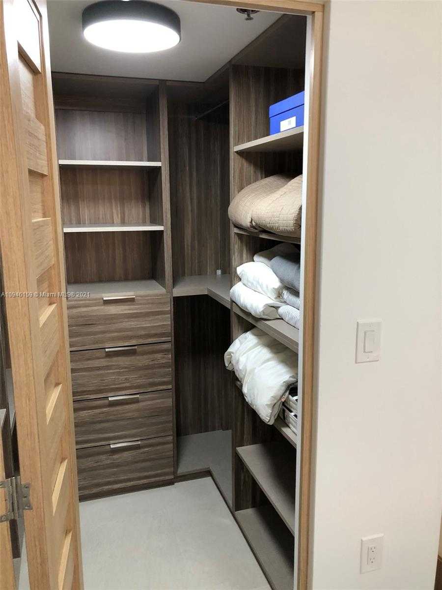 Small Image of 19801 EAST COUNTRY CLUB DR #4306, Aventura Number 18