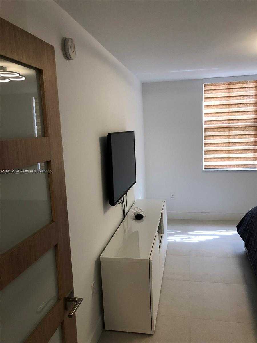 Small Image of 19801 EAST COUNTRY CLUB DR #4306, Aventura Number 23
