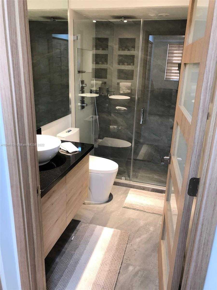 Small Image of 19801 EAST COUNTRY CLUB DR #4306, Aventura Number 29