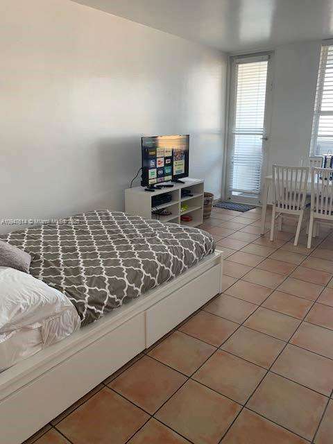 Small Image of 100 LINCOLN RD #1219, Miami Beach Number 3
