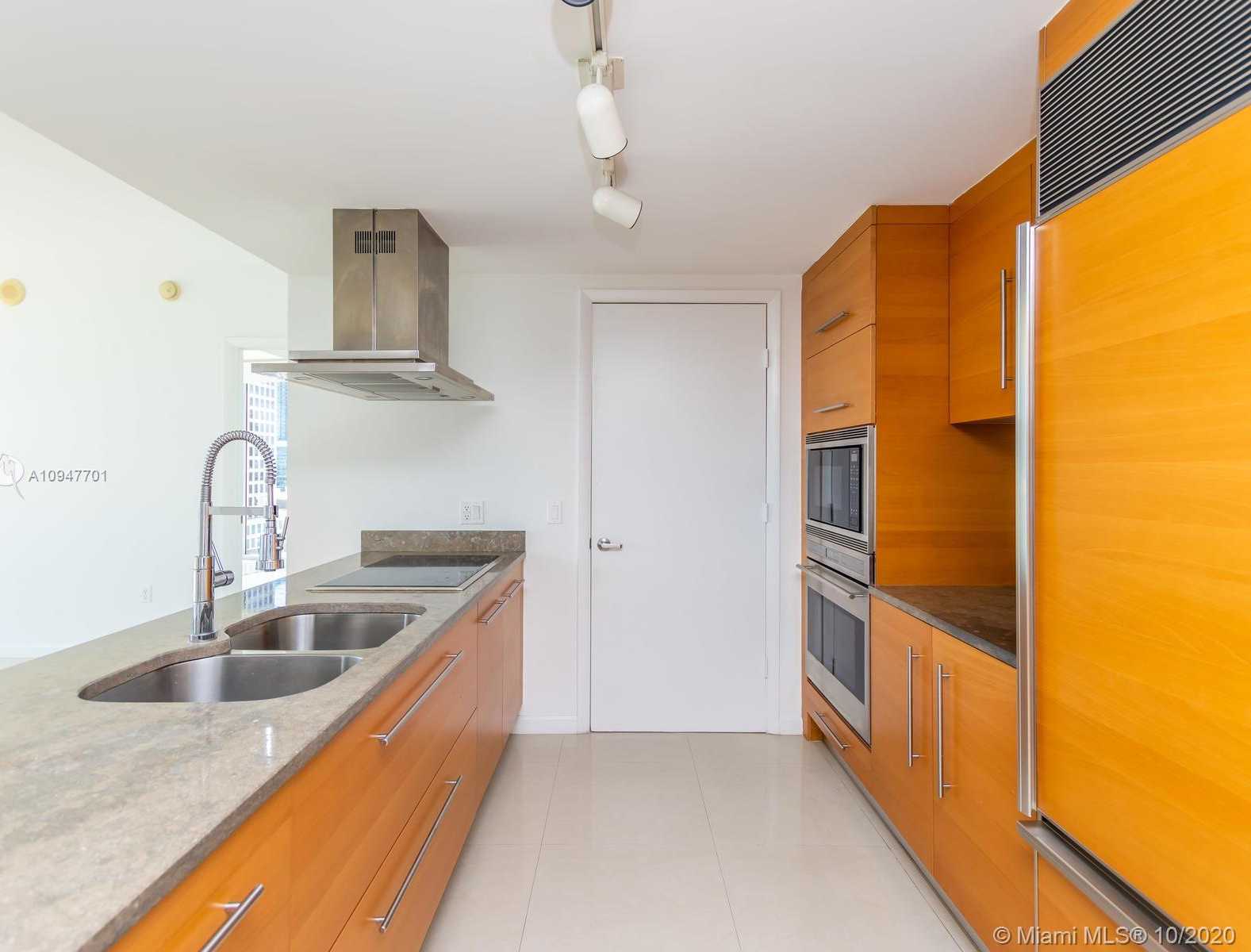 Small Image of 495 BRICKELL AVE #1911, Miami Number 10