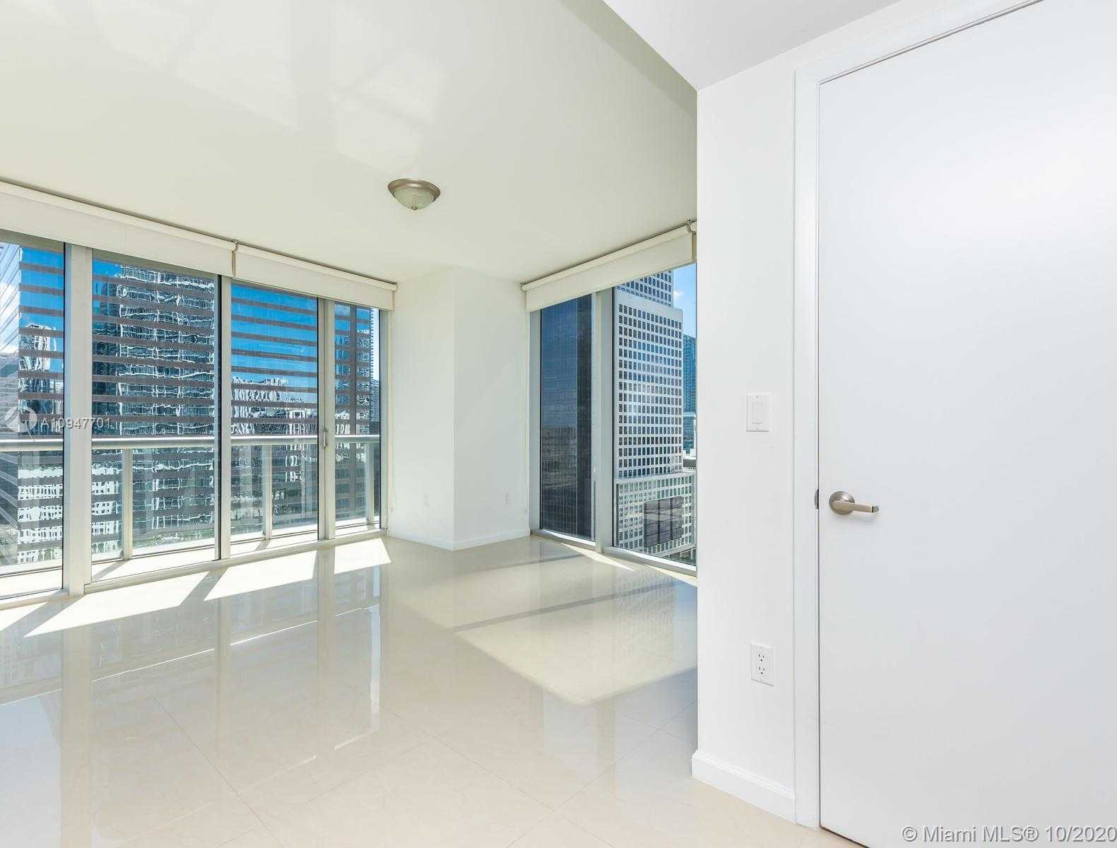 Small Image of 495 BRICKELL AVE #1911, Miami Number 13
