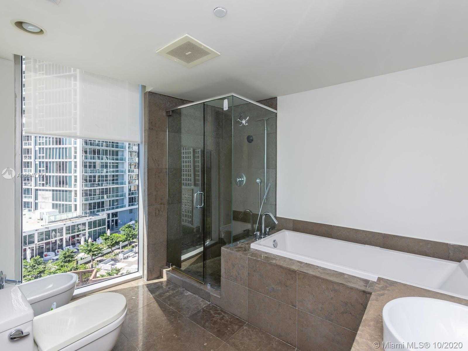 Small Image of 495 BRICKELL AVE #1911, Miami Number 43
