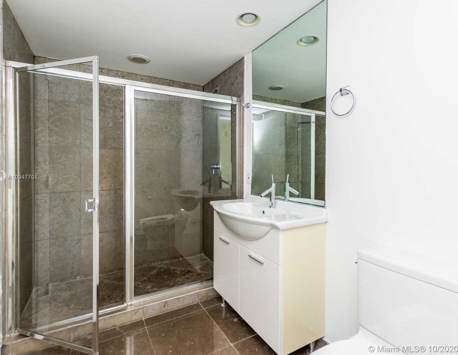 Small Image of 495 BRICKELL AVE #1911, Miami Number 47