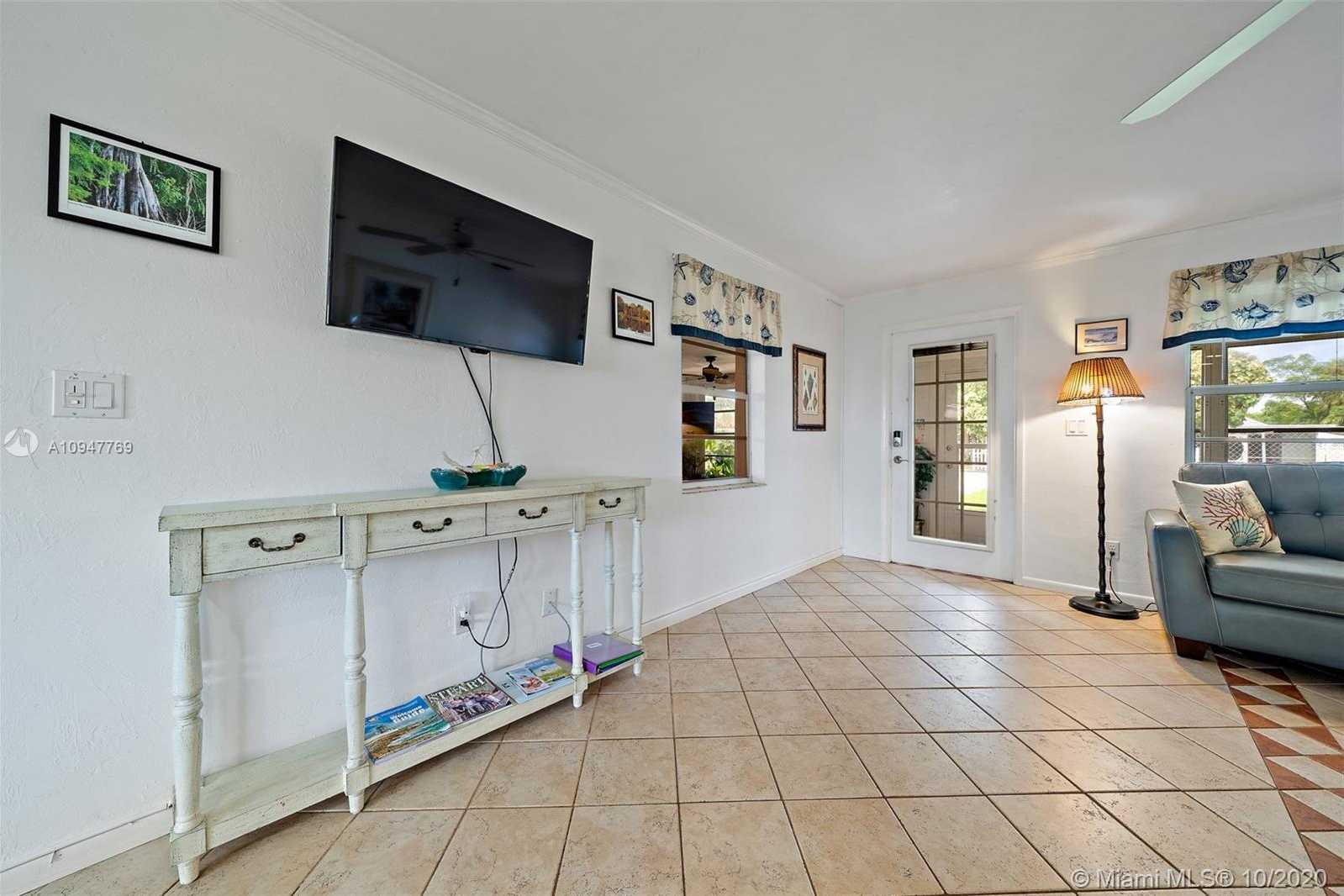 Small Image of 1624 NORTH EAST ORION ST, Jensen Beach Number 11