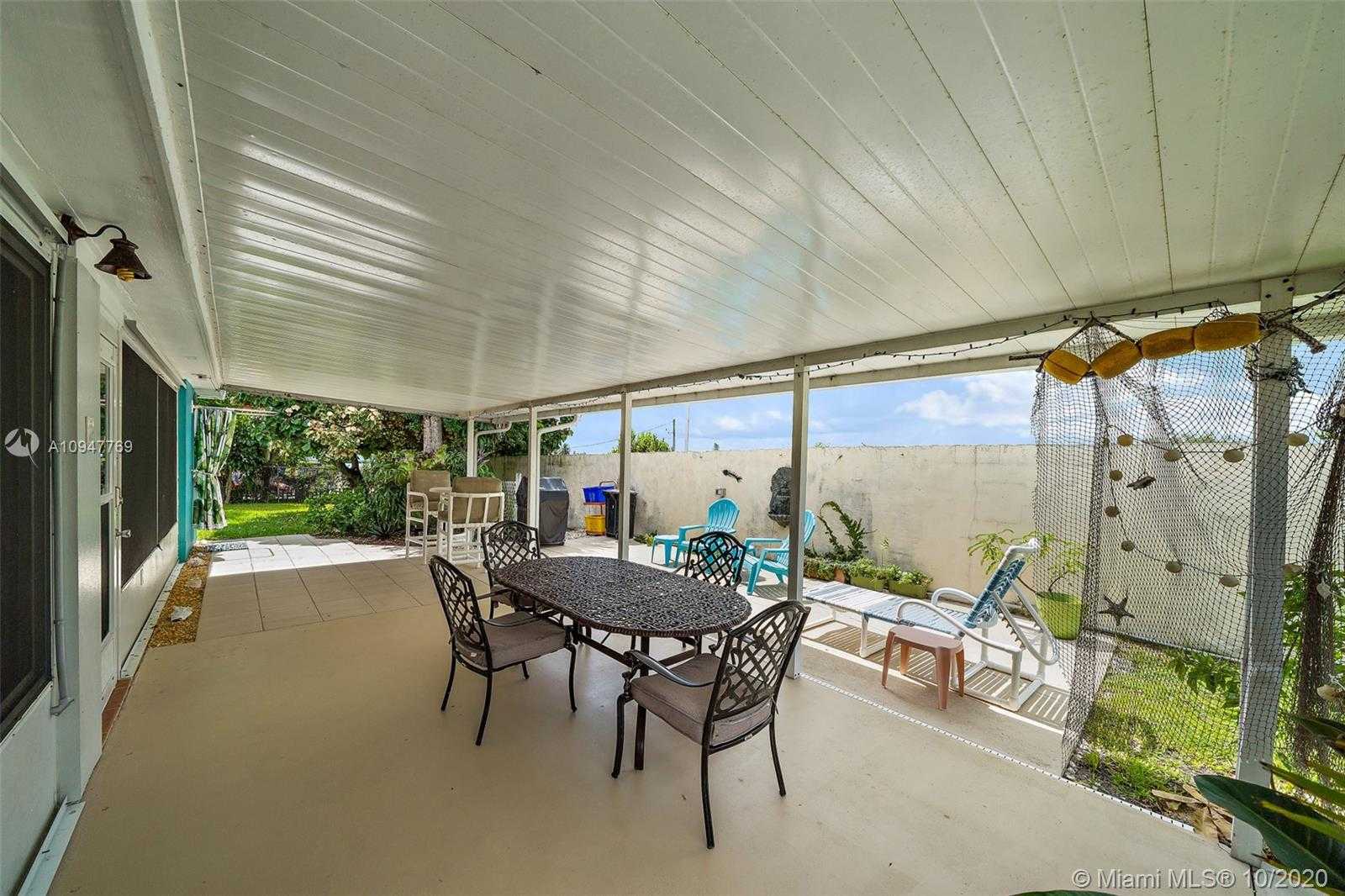 Small Image of 1624 NORTH EAST ORION ST, Jensen Beach Number 19