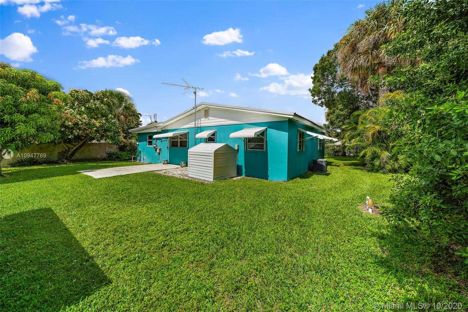 Small Image of 1624 NORTH EAST ORION ST, Jensen Beach Number 25