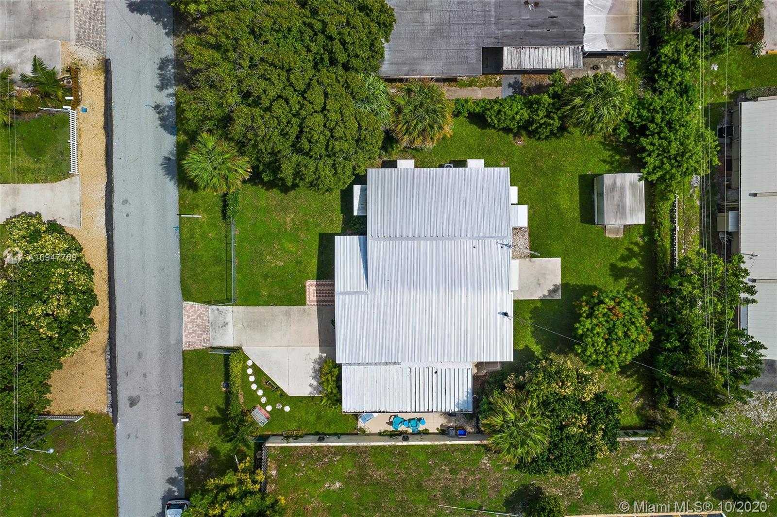 Small Image of 1624 NORTH EAST ORION ST, Jensen Beach Number 26