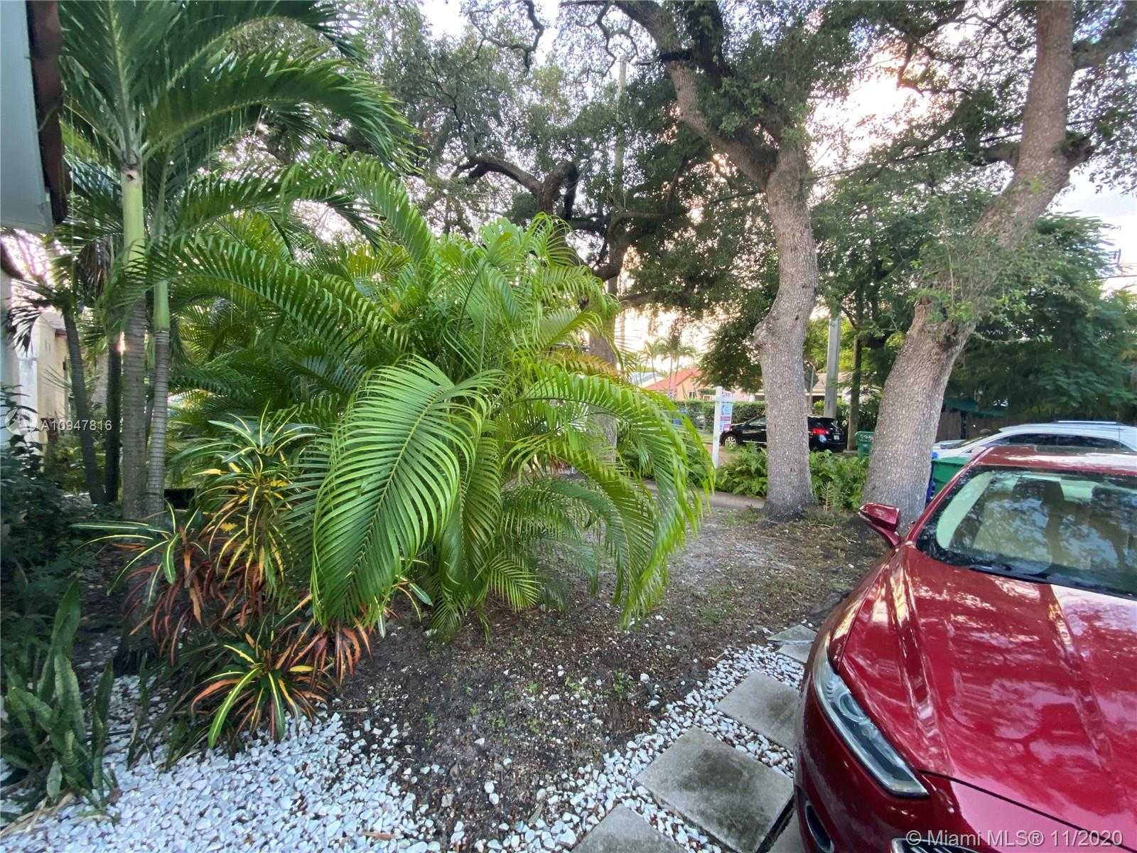 Small Image of 3373 SOUTH WEST 1ST AVE #1, Miami Number 28