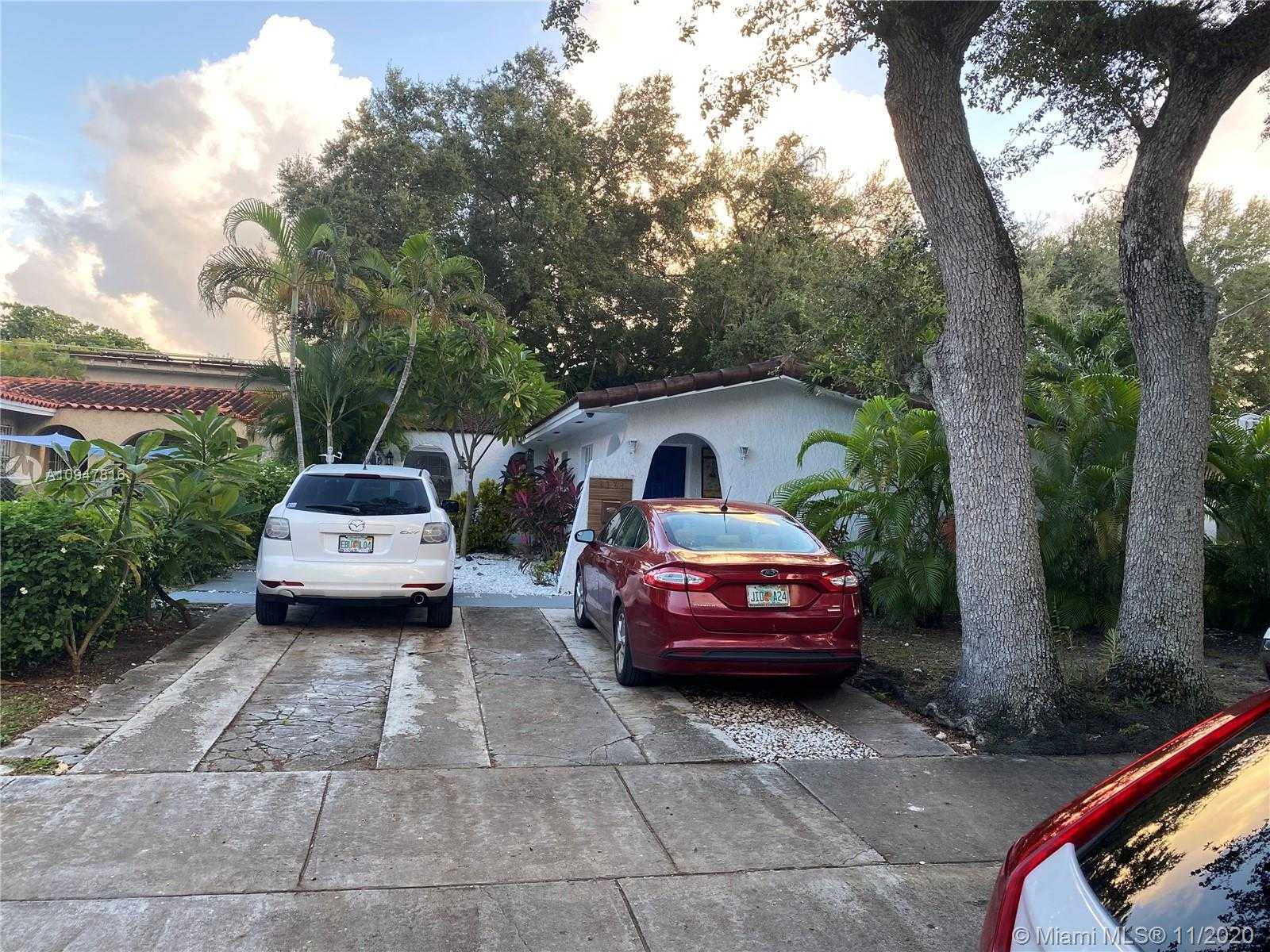 Small Image of 3373 SOUTH WEST 1ST AVE #1, Miami Number 37