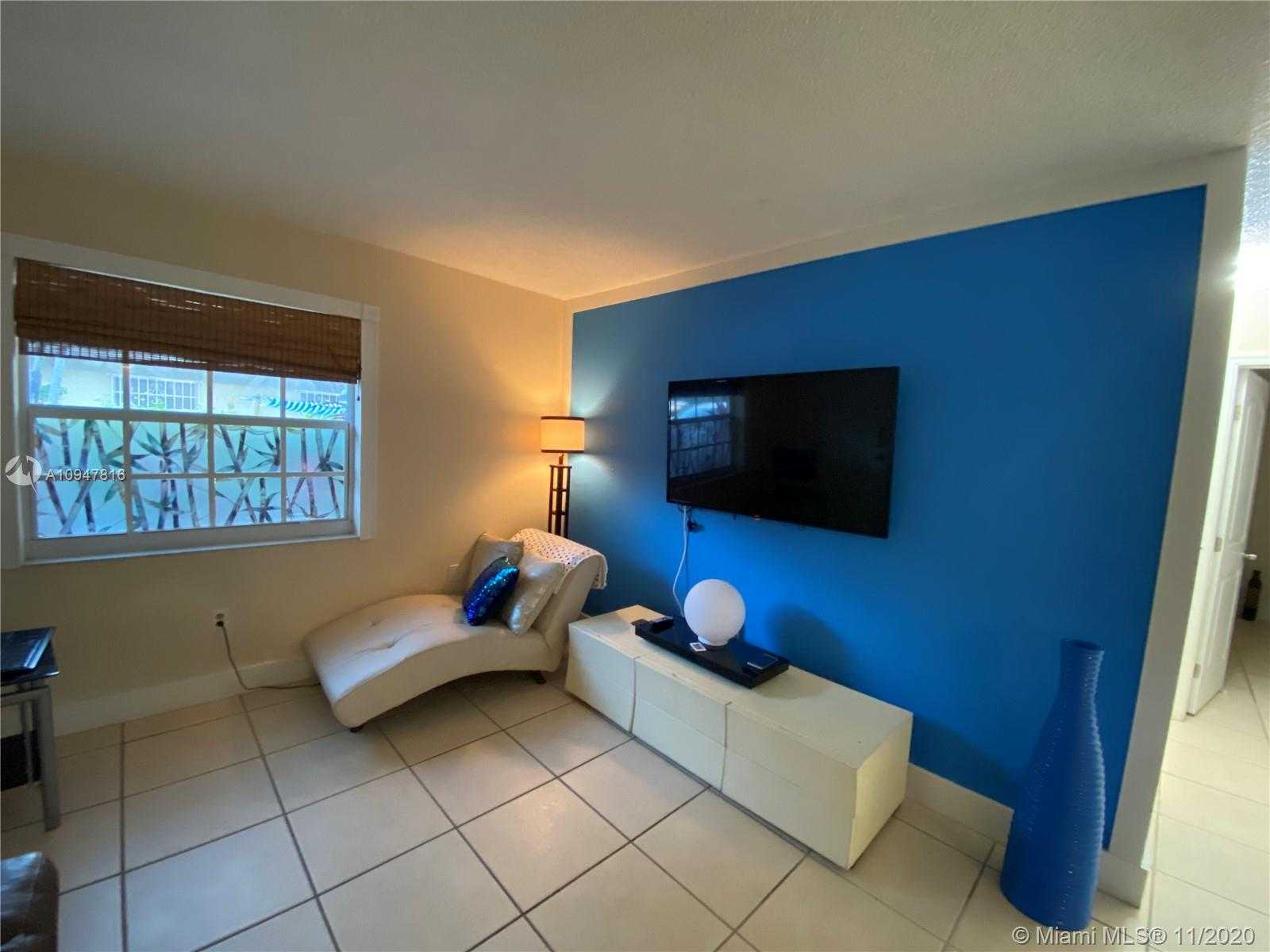 Small Image of 3373 SOUTH WEST 1ST AVE #1, Miami Number 7