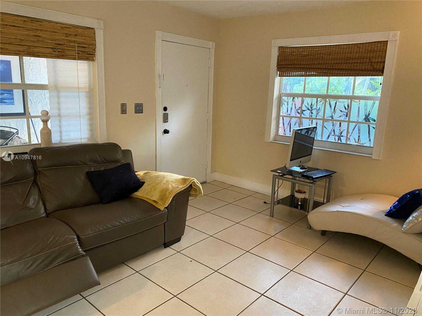 Small Image of 3373 SOUTH WEST 1ST AVE #1, Miami Number 9