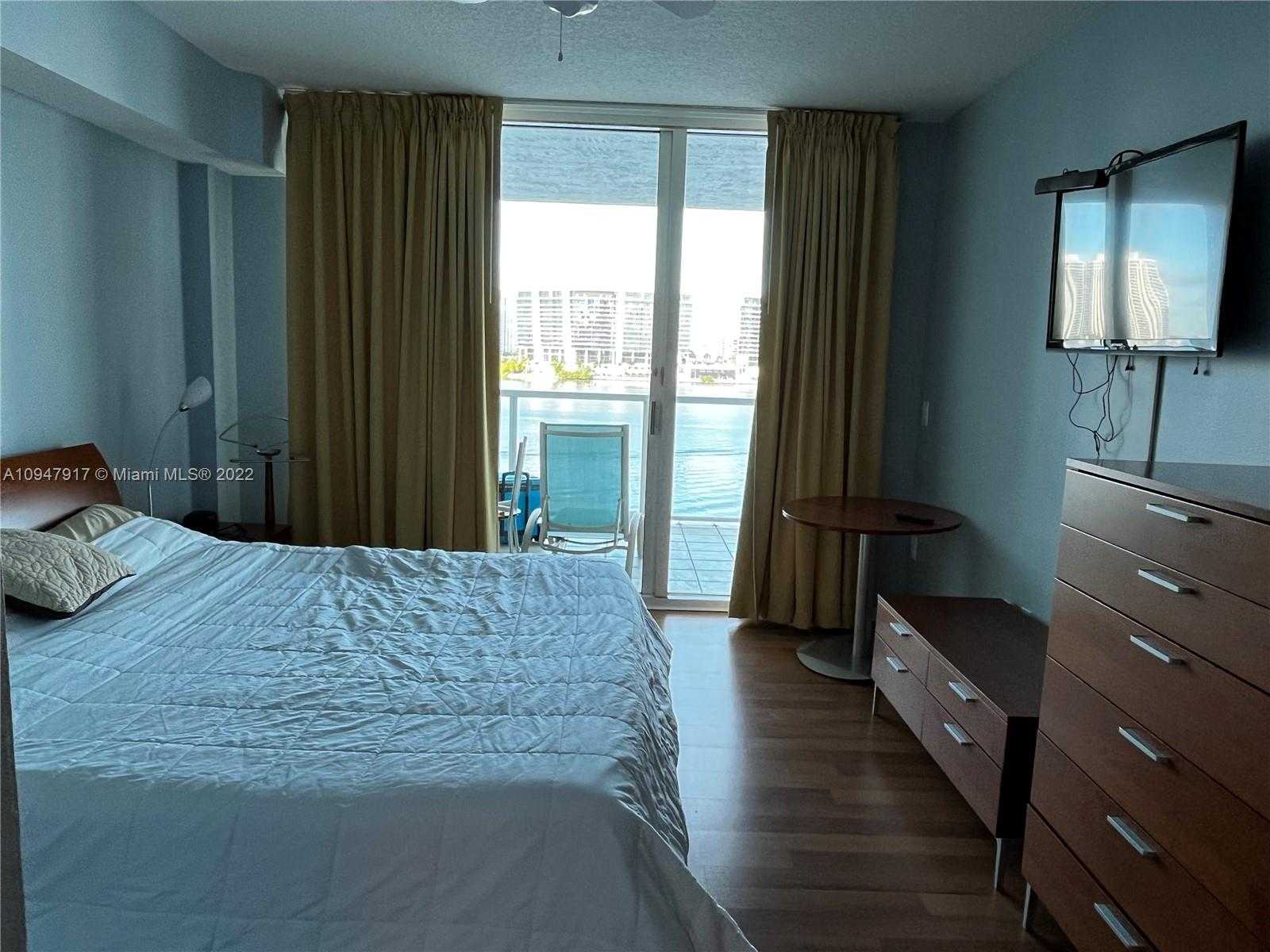 Small Image of 18100 NORTH BAY ROAD #708, Sunny Isles Beach Number 6