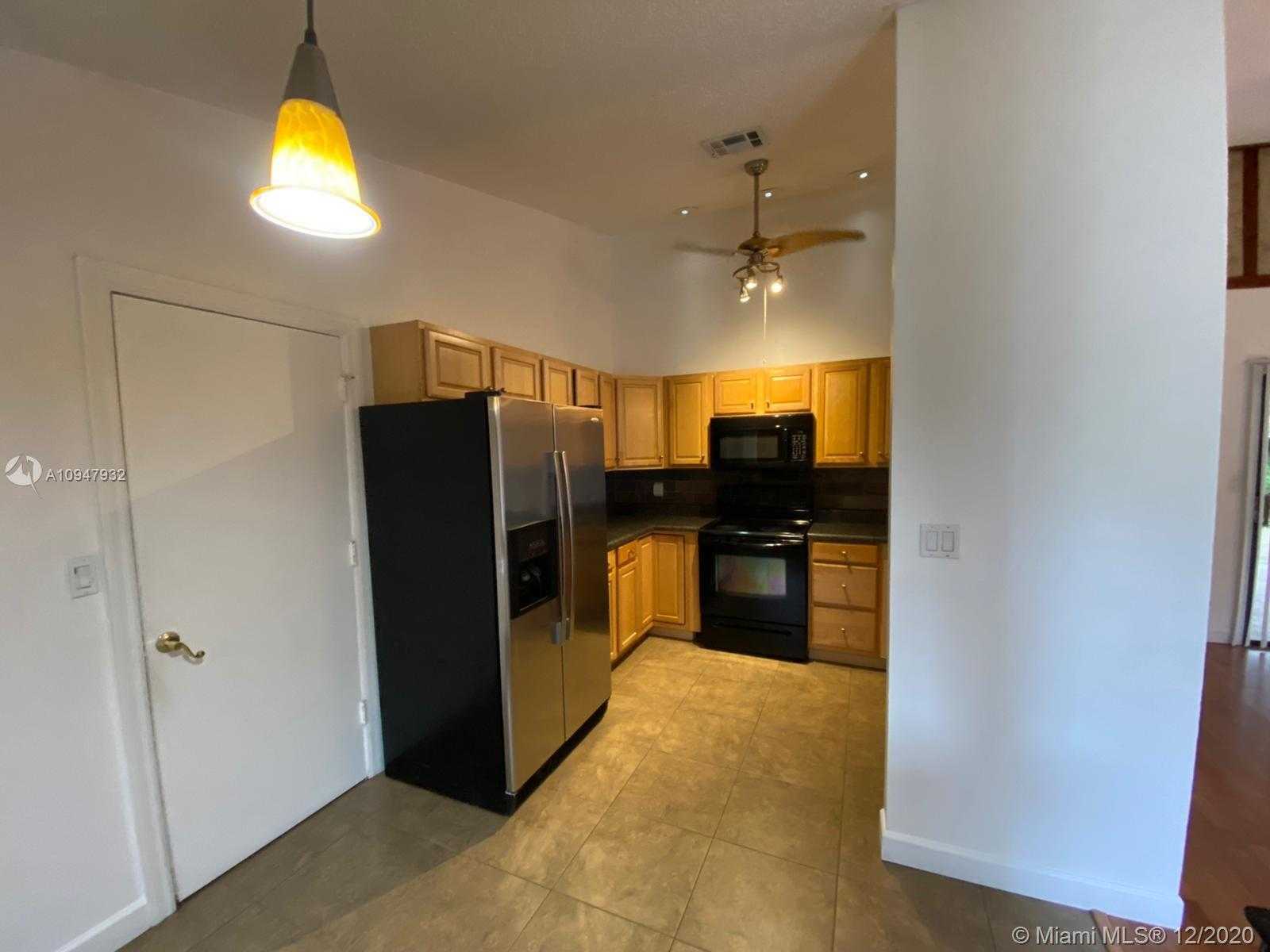 Small Image of 11243 WEST MODEL CIR W, Boca Raton Number 4