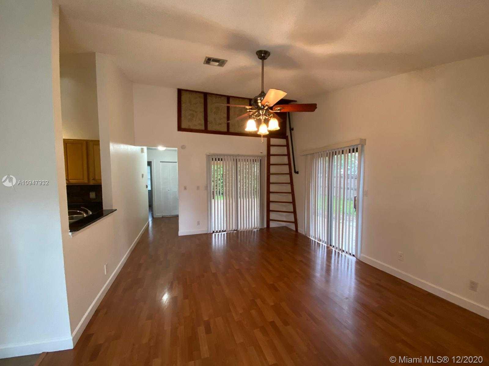 Small Image of 11243 WEST MODEL CIR W, Boca Raton Number 7