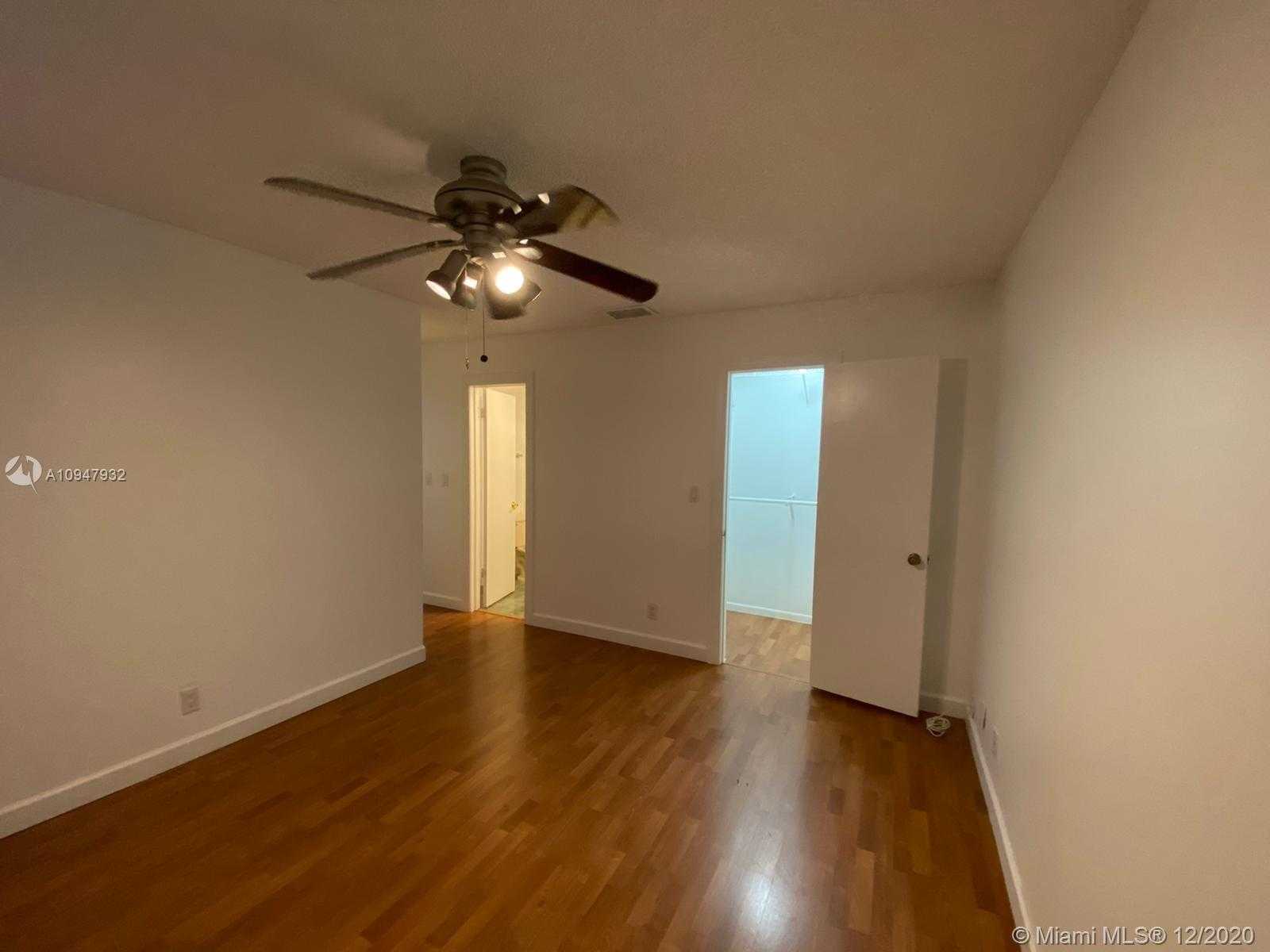 Small Image of 11243 WEST MODEL CIR W, Boca Raton Number 8