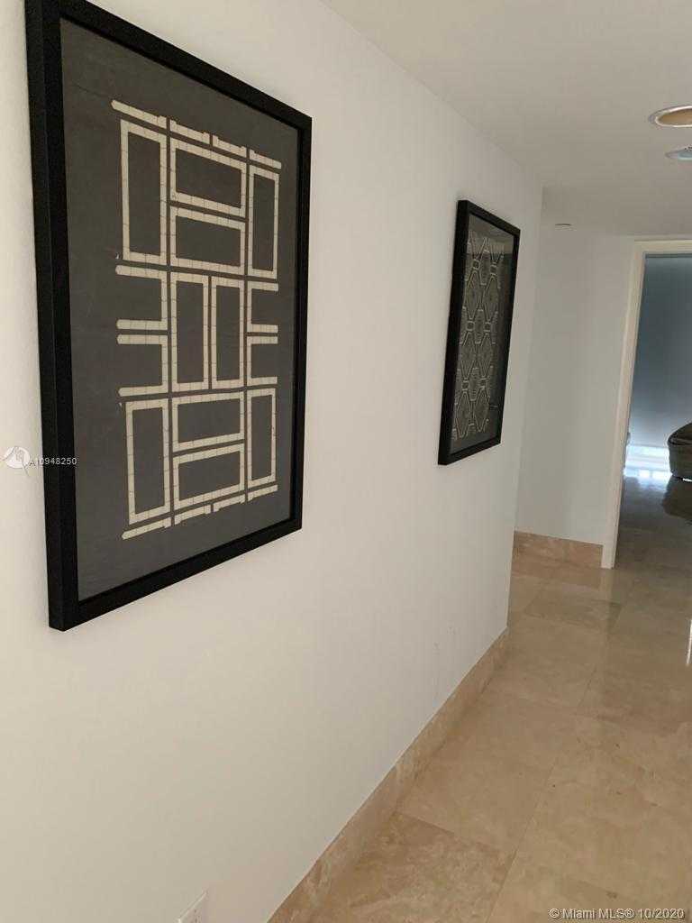 Small Image of 21205 YACHT CLUB DR #2005, Aventura Number 17