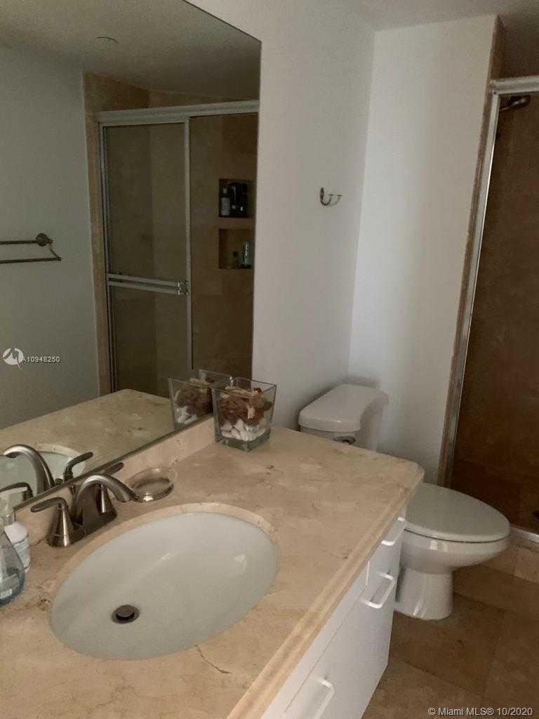 Small Image of 21205 YACHT CLUB DR #2005, Aventura Number 18
