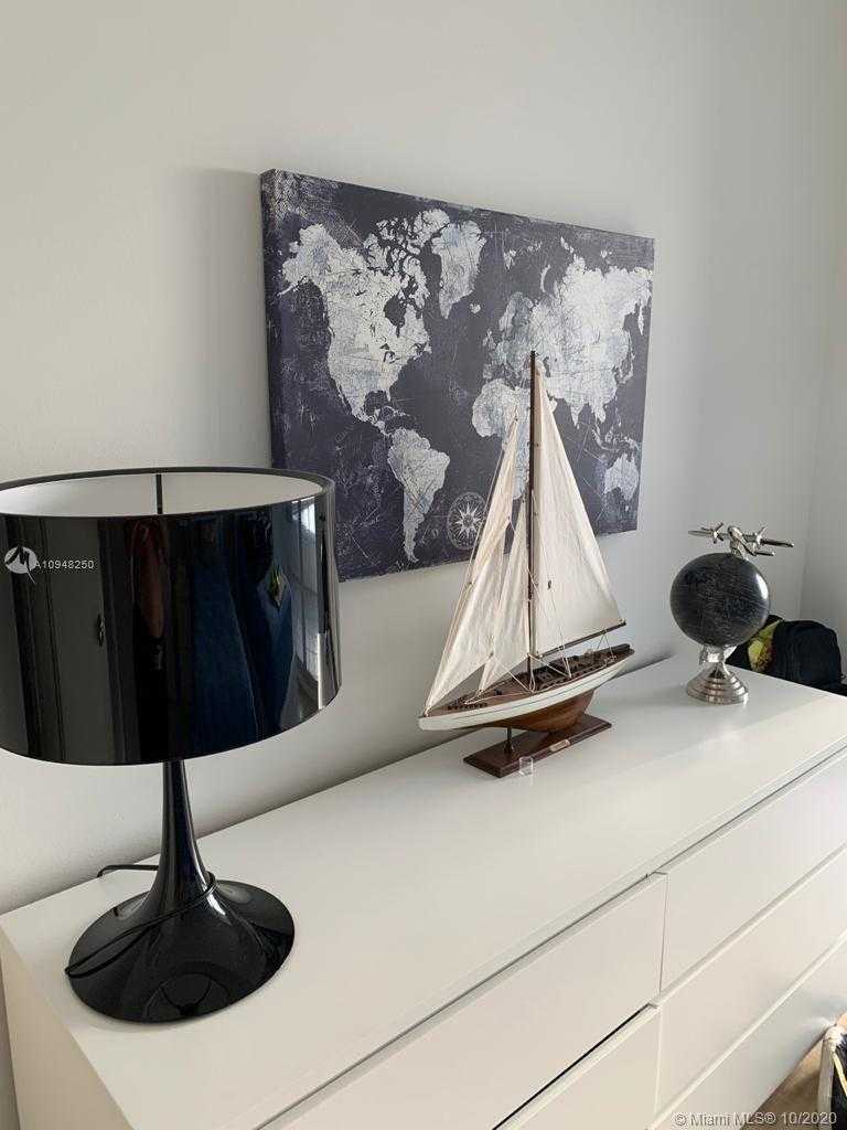 Small Image of 21205 YACHT CLUB DR #2005, Aventura Number 20