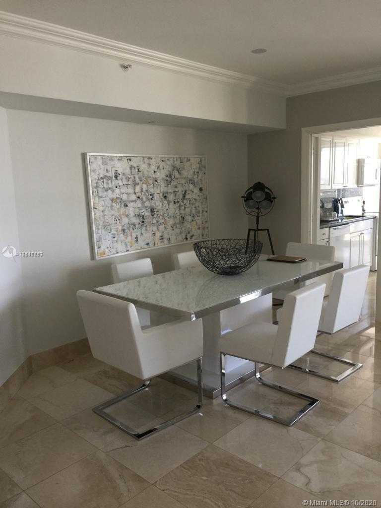 Small Image of 21205 YACHT CLUB DR #2005, Aventura Number 4
