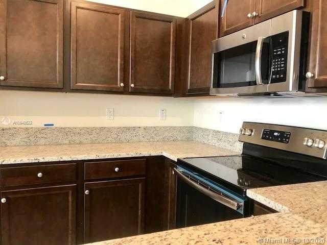Small Image of 10336 WEST 33RD WAY #10336, Hialeah Number 3