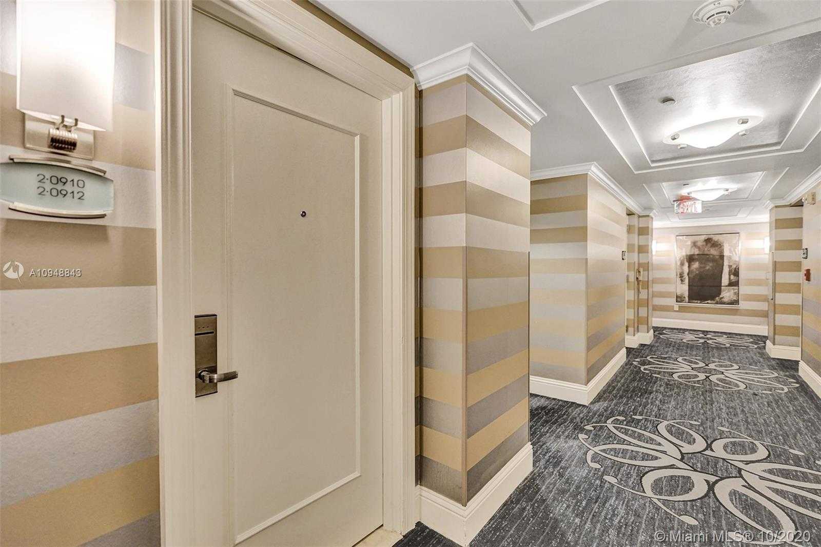 Small Image of 4401 COLLINS AVE #1115, Miami Beach Number 38