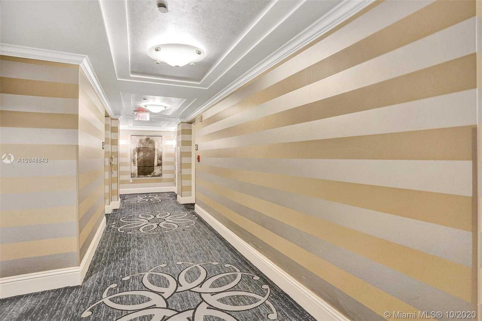 Small Image of 4401 COLLINS AVE #1115, Miami Beach Number 39