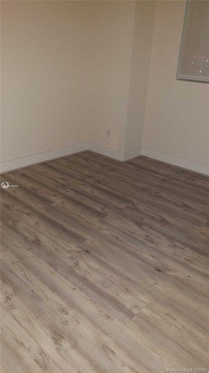 Small Image of 888 BISCAYNE BLVD #2005, Miami Number 10
