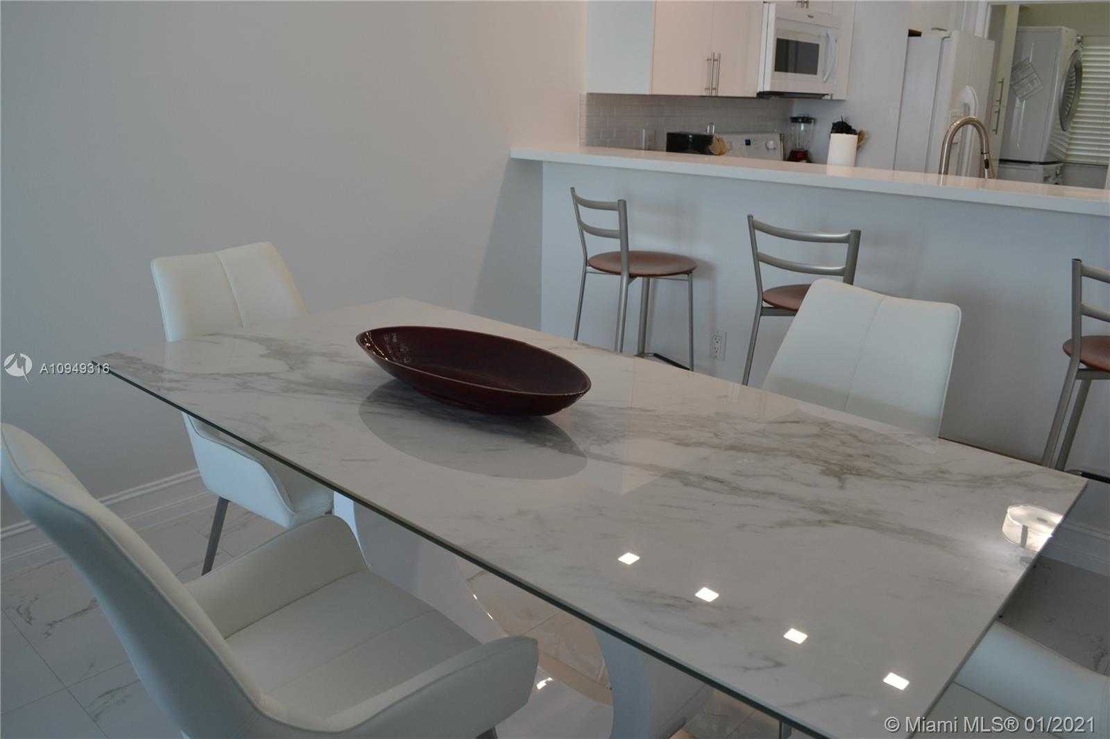 Small Image of 18100 NORTH BAY RD #906, Sunny Isles Beach Number 11