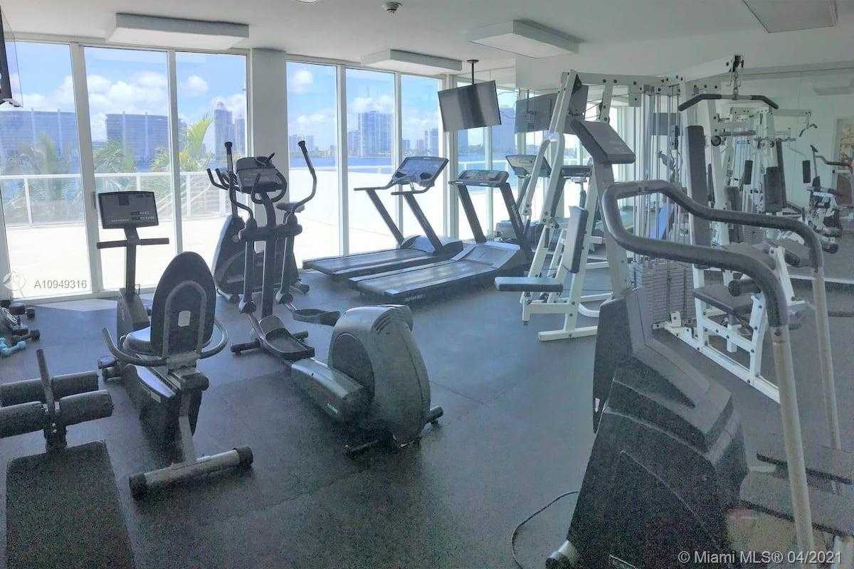 Small Image of 18100 NORTH BAY RD #906, Sunny Isles Beach Number 12