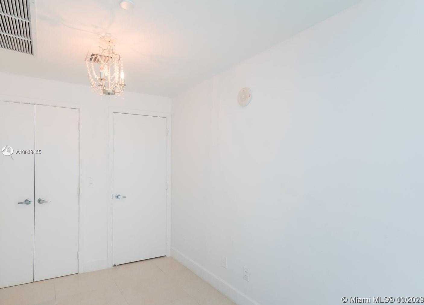 Small Image of 888 BISCAYNE BLVD #2103, Miami Number 13