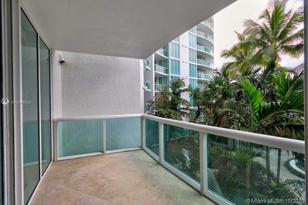 Small Image of 1000 SOUTH POINTE DR #506, Miami Beach Number 17