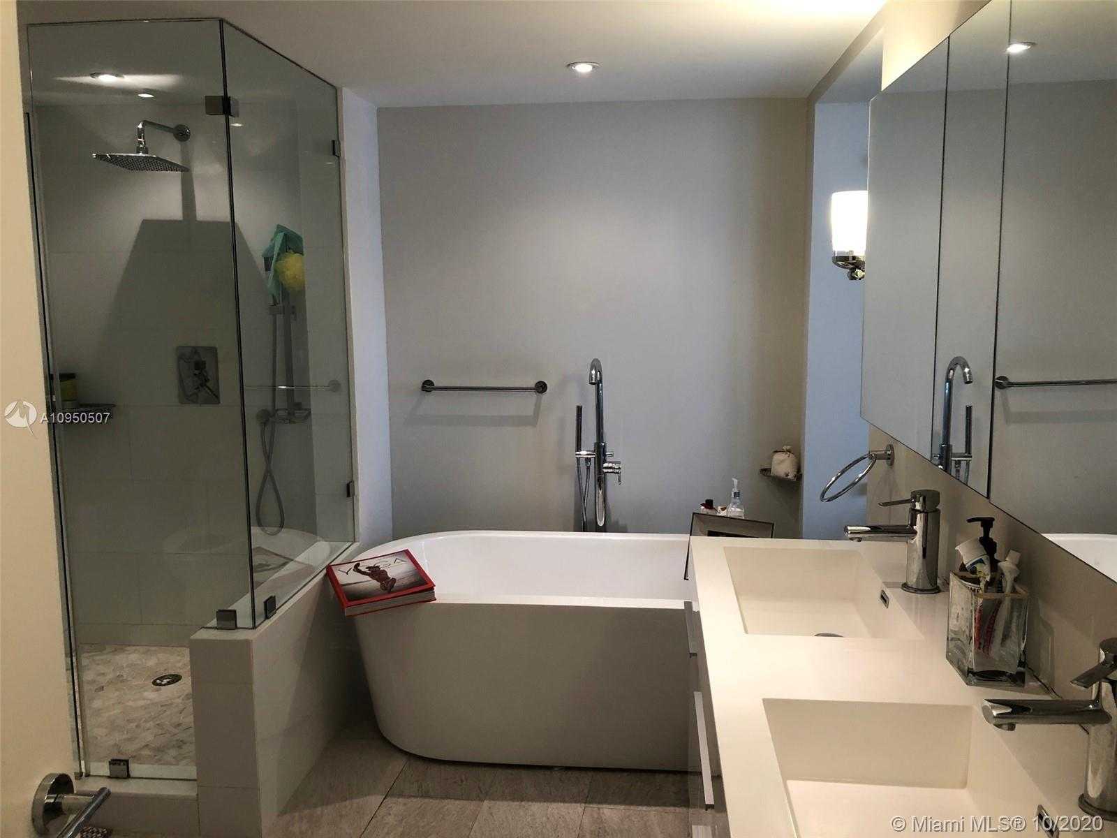 Small Image of 9 ISLAND AVE #508, Miami Beach Number 13