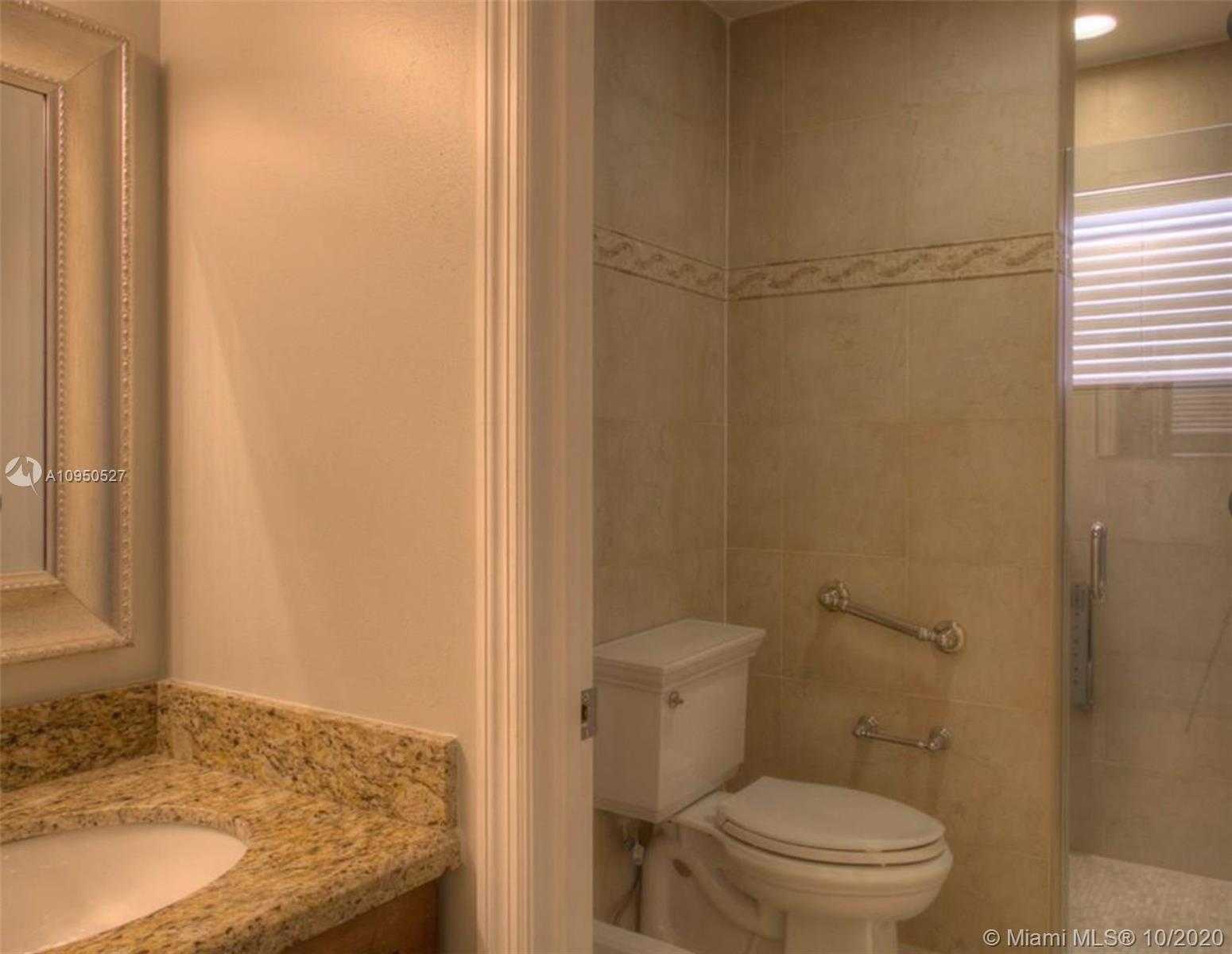 Small Image of 10495 SOUTH WEST 68TH ST, Miami Number 6