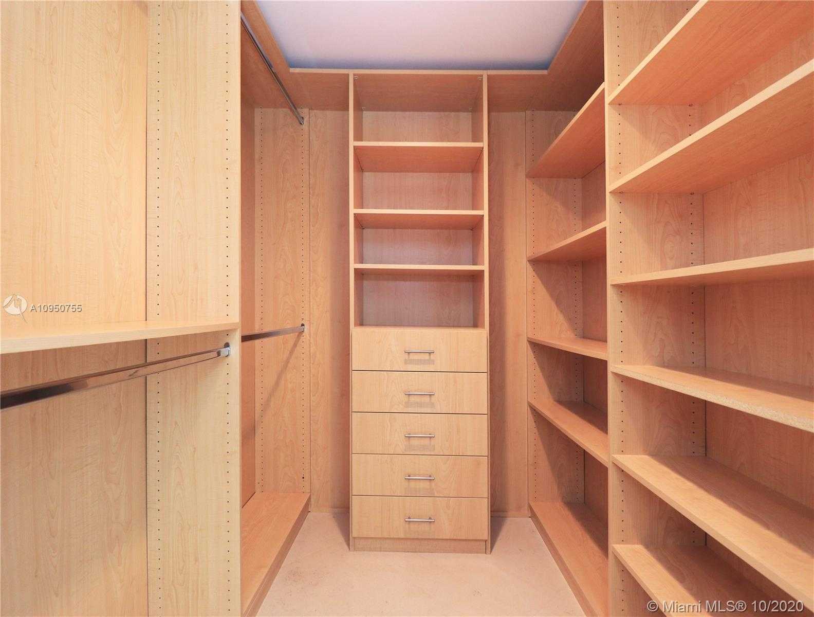 Small Image of 520 WEST AVE #1502, Miami Beach Number 20