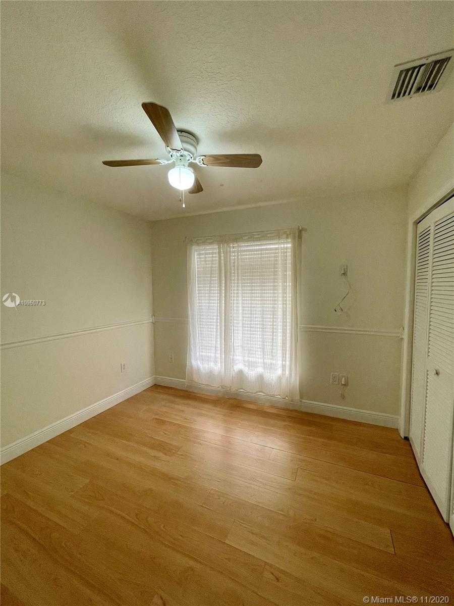 Small Image of 5228 NORTH WEST 106TH CT #5228, Doral Number 10