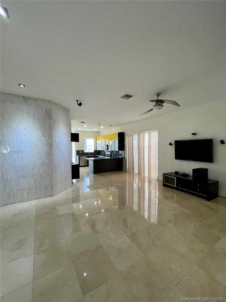 Small Image of 5228 NORTH WEST 106TH CT #5228, Doral Number 2