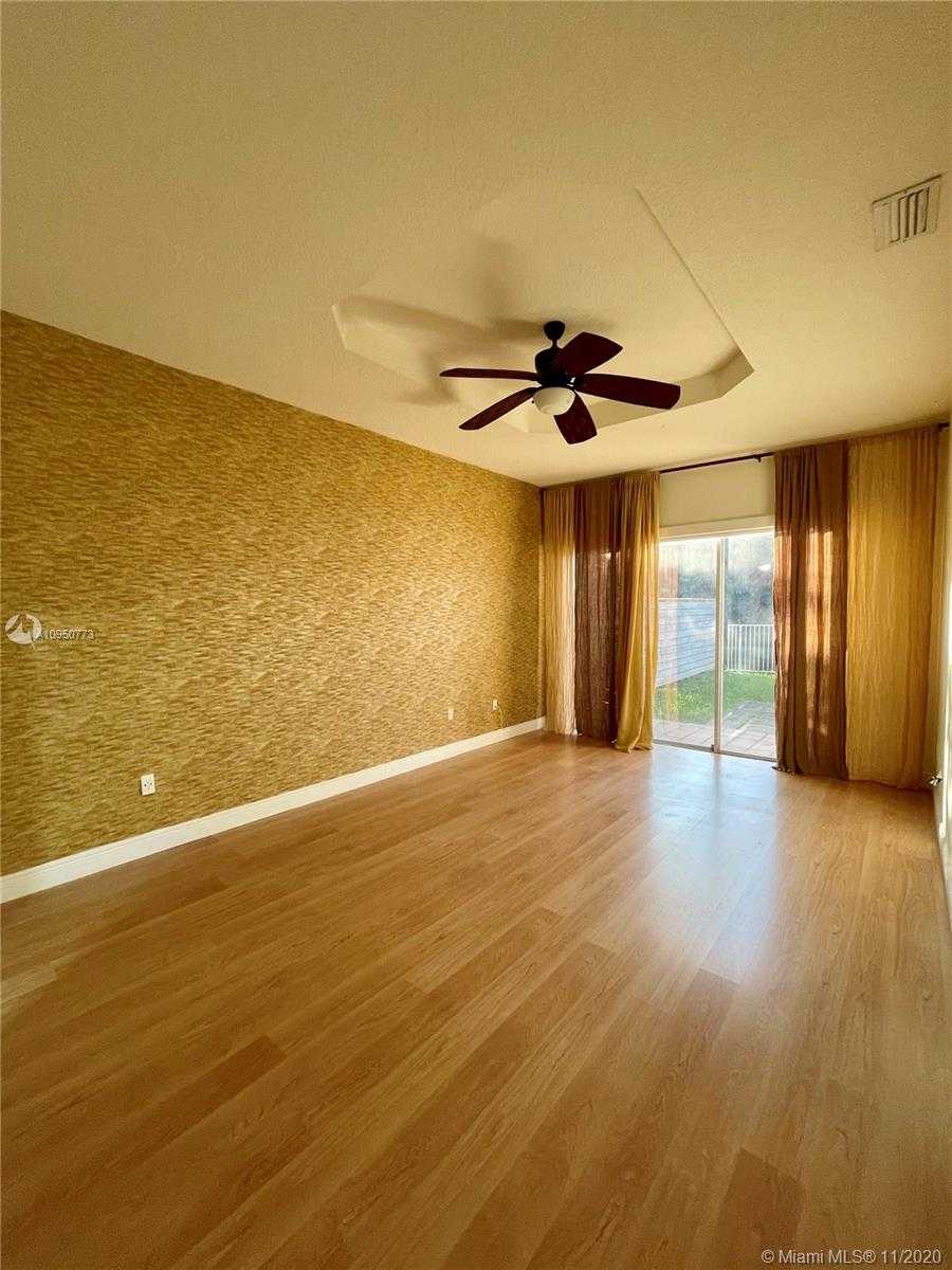 Small Image of 5228 NORTH WEST 106TH CT #5228, Doral Number 20