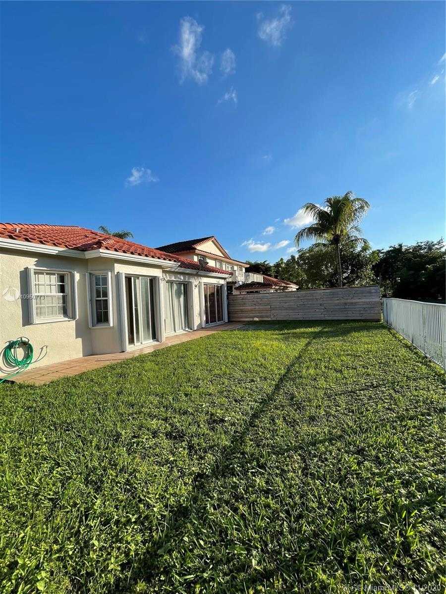 Small Image of 5228 NORTH WEST 106TH CT #5228, Doral Number 29