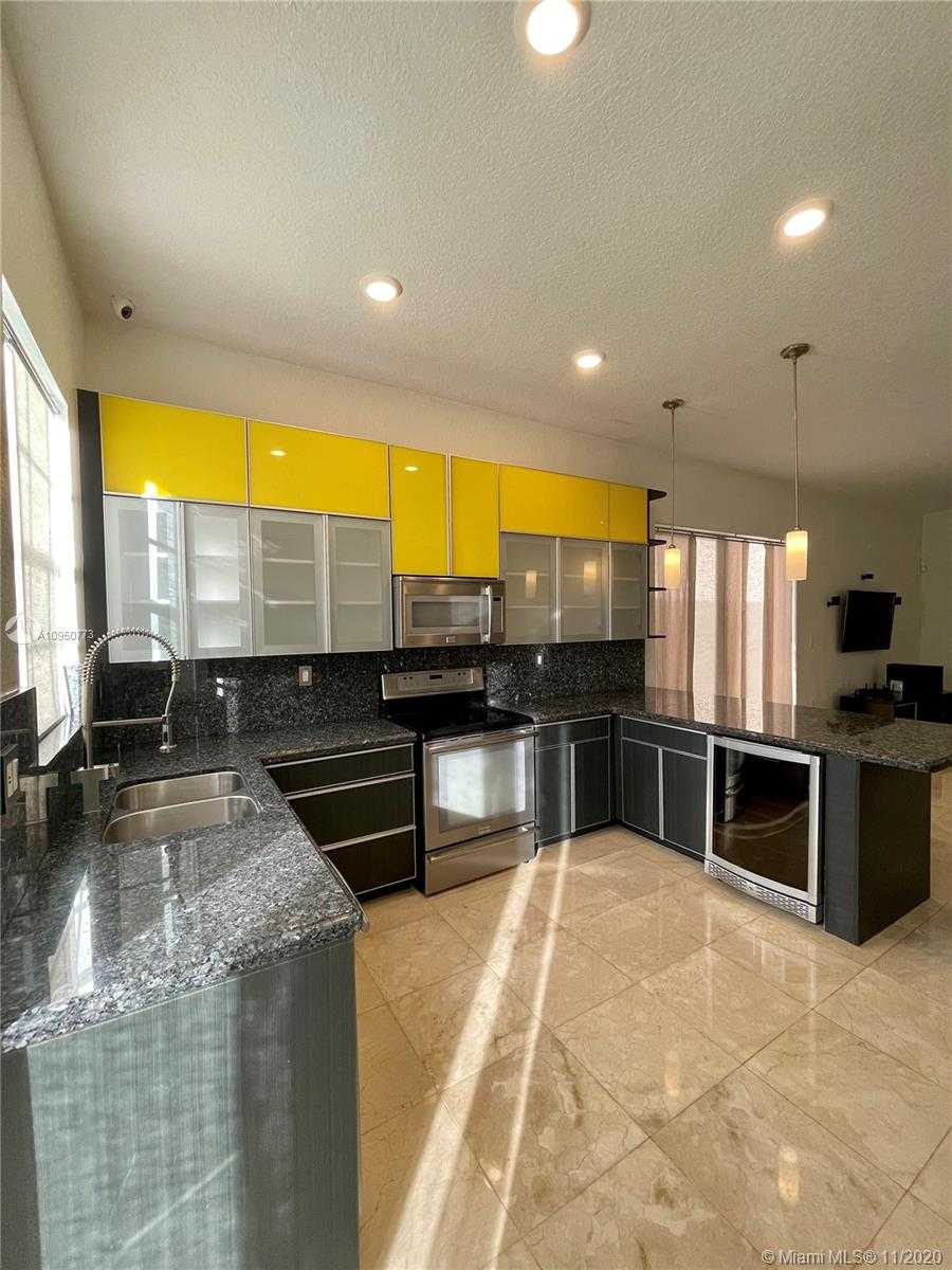 Small Image of 5228 NORTH WEST 106TH CT #5228, Doral Number 5