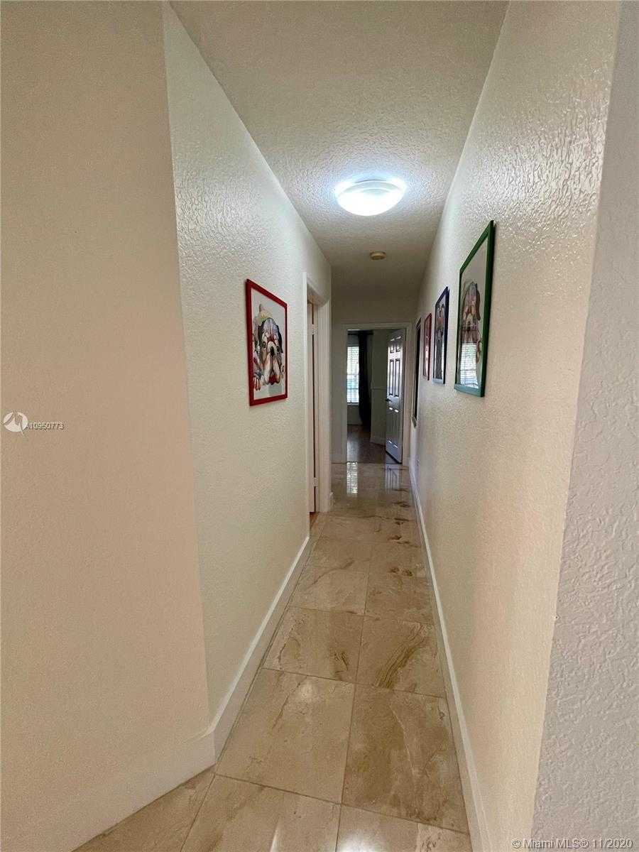 Small Image of 5228 NORTH WEST 106TH CT #5228, Doral Number 9