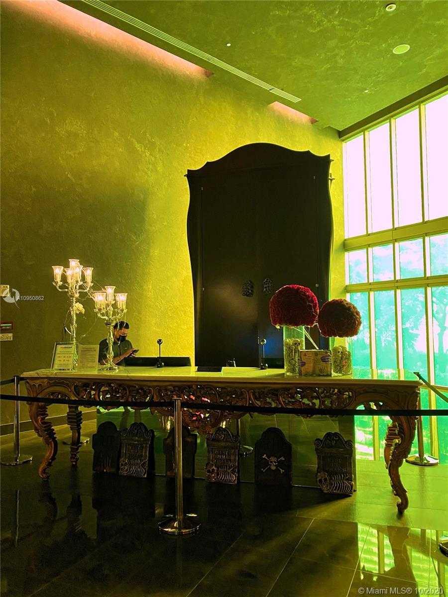 Small Image of 475 BRICKELL AVE #2312, Miami Number 18
