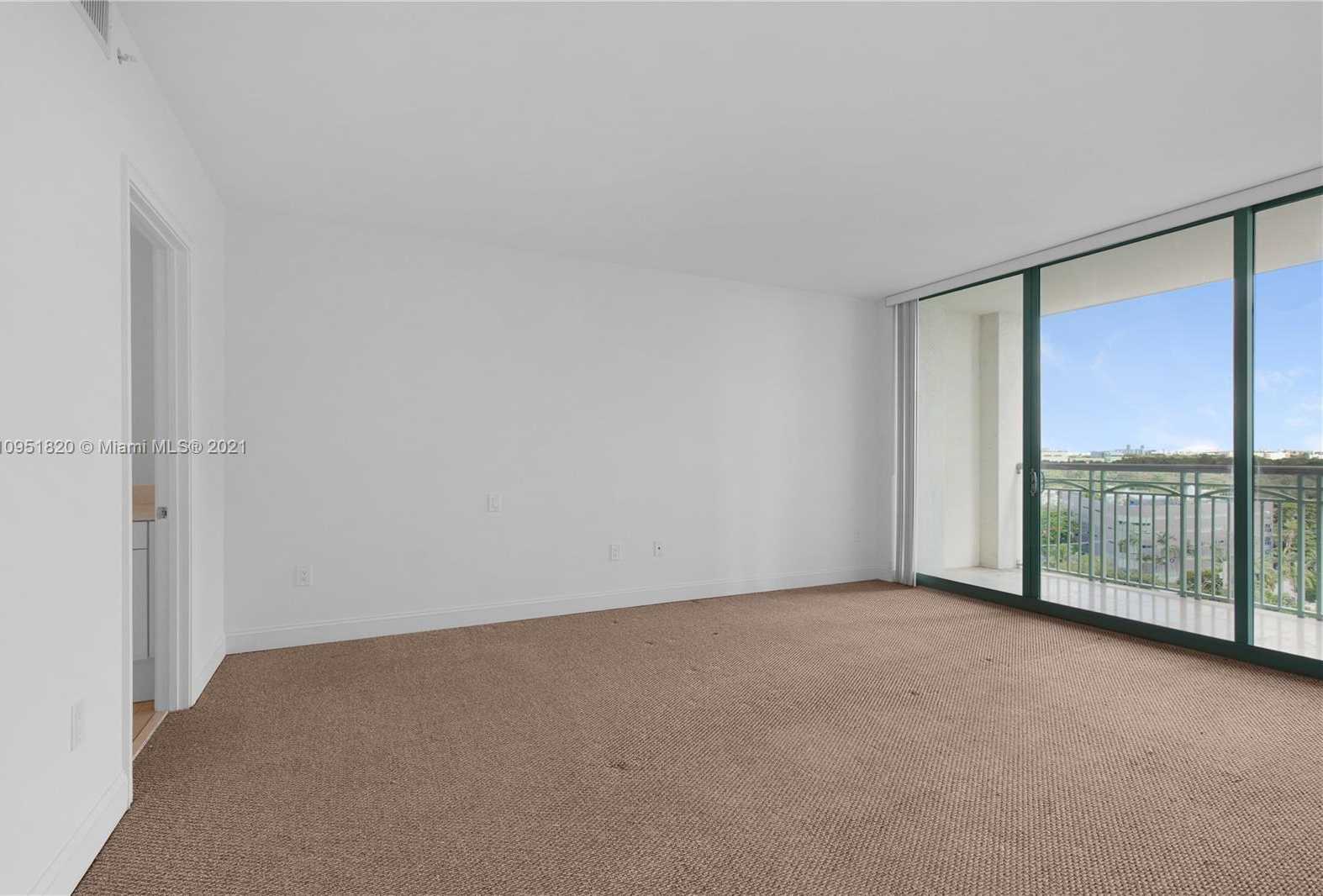 Small Image of 3350 SOUTH WEST 27 AV #907, Coconut Grove Number 14