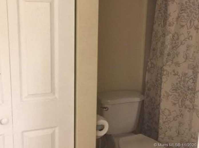 Small Image of 18870 NORTH WEST 57TH AVE #108, Hialeah Number 14